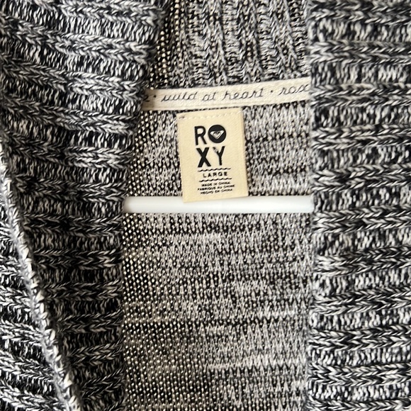 ROXY Sweater - Picture 2 of 2